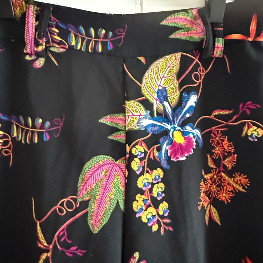H&M Colorful Bright Floral Wide Leg Gaucho Cropped Pants - Picture 6 of 10